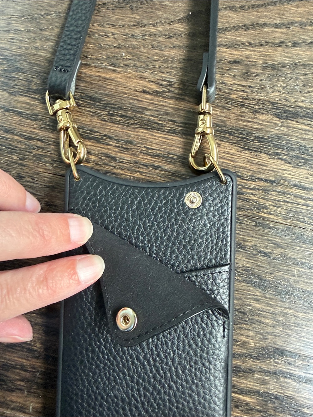 Bandolier Black Leather Crossbody iPhone 15 Pro Snap Card Slot • Black / Gold - Picture 5 of 5